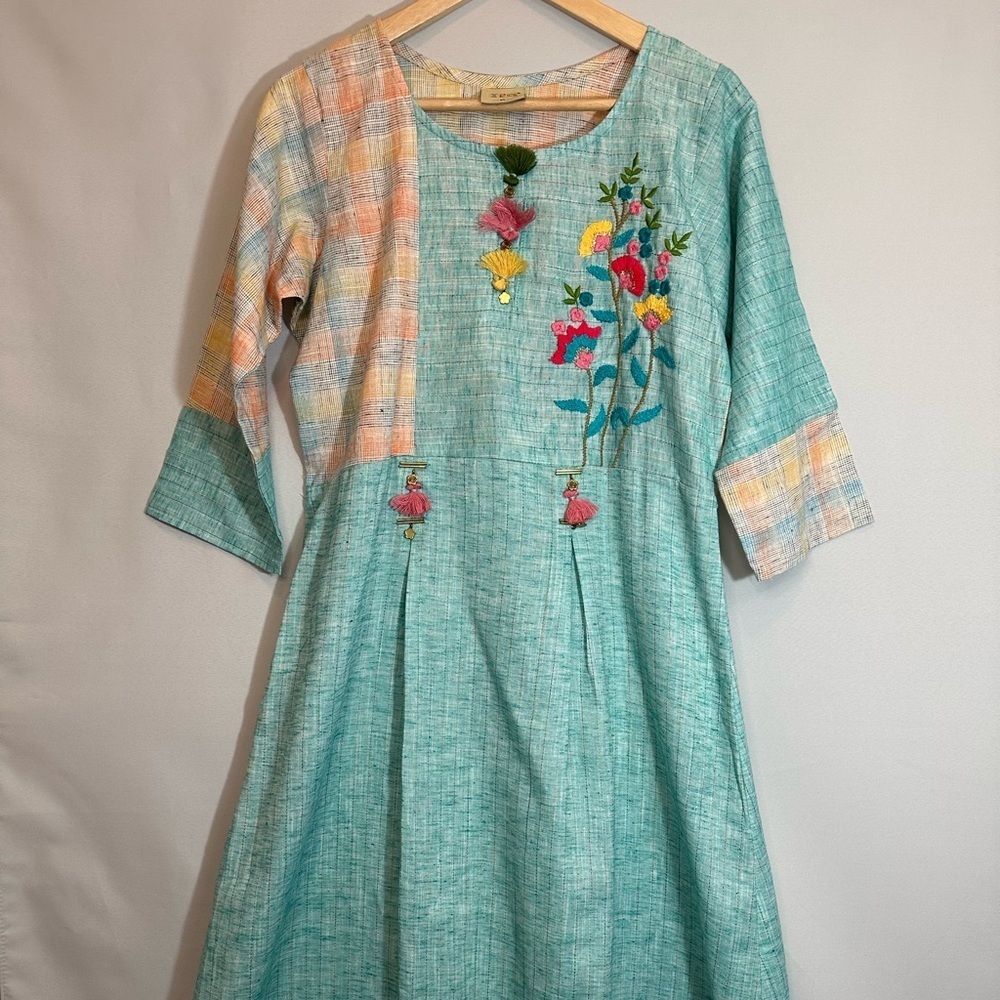 I2Q Womens Size XL Embroidered Ethnic Dress Frock Teal Floral Accents unique - Picture 10 of 11
